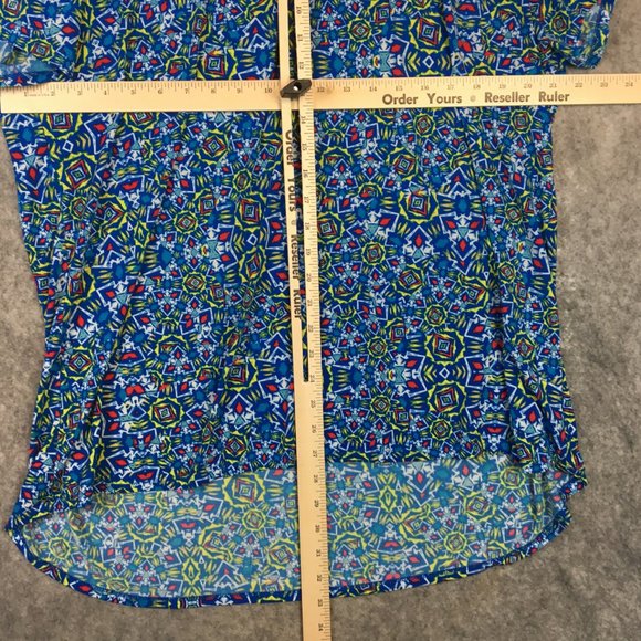 LuLaRoe T Shirt 3X Short Sleeve High Low Knit Geometric Print Blue Casual Scoop - Picture 7 of 9